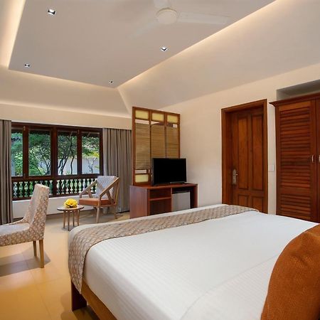 Estuary Sarovar Premiere Poovar Island Экстерьер фото