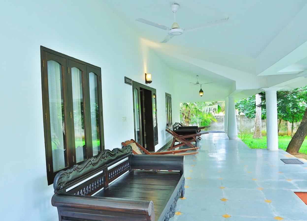 Estuary Sarovar Premiere Poovar Island Экстерьер фото