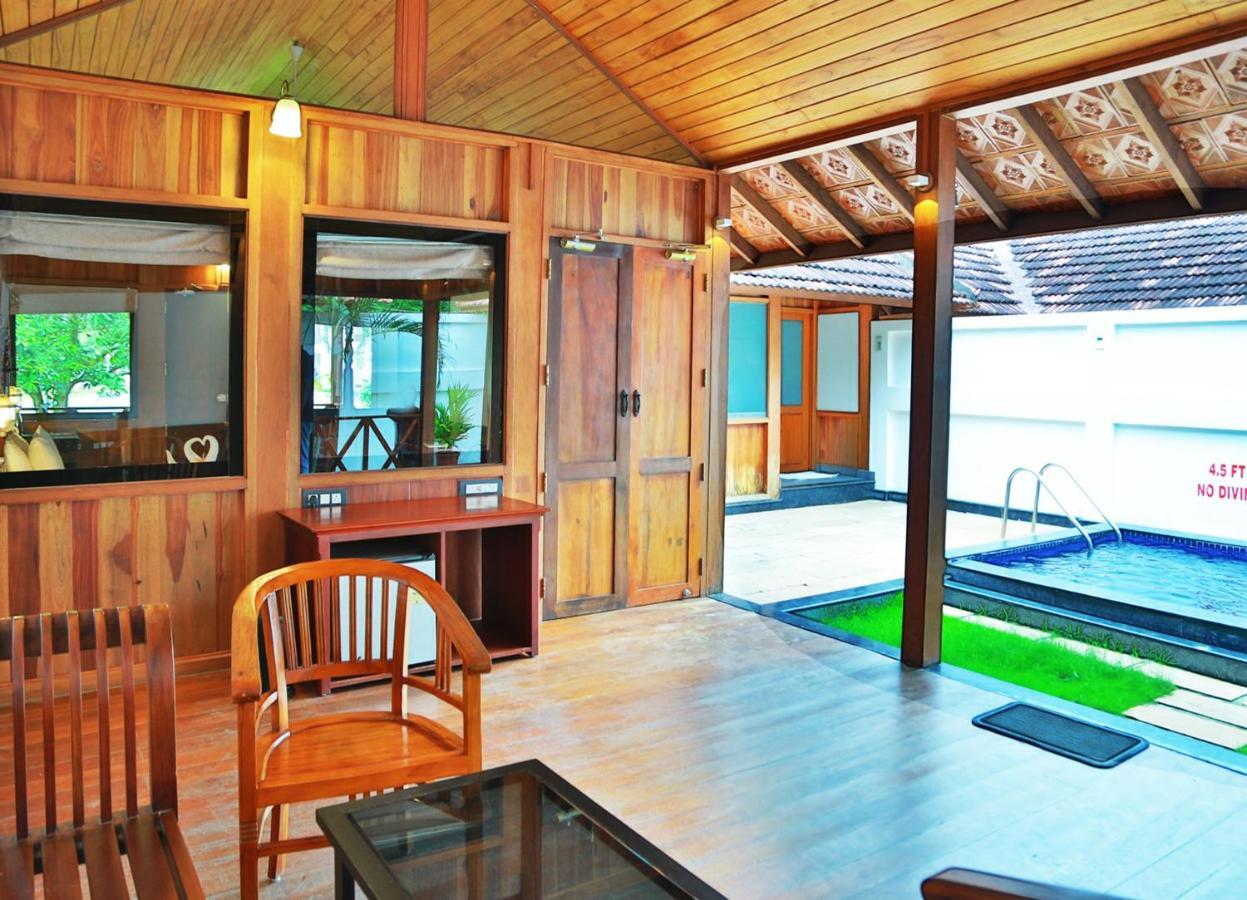 Estuary Sarovar Premiere Poovar Island Экстерьер фото