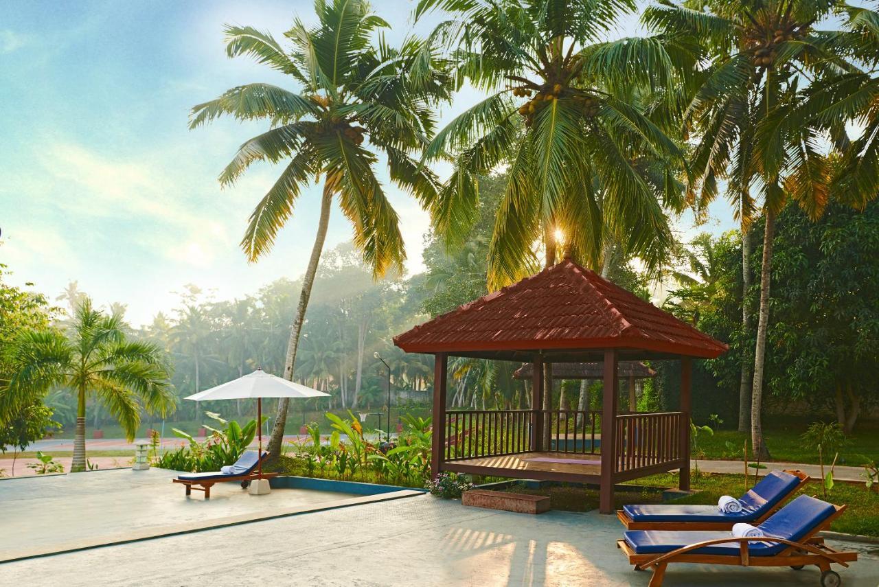 Estuary Sarovar Premiere Poovar Island Экстерьер фото